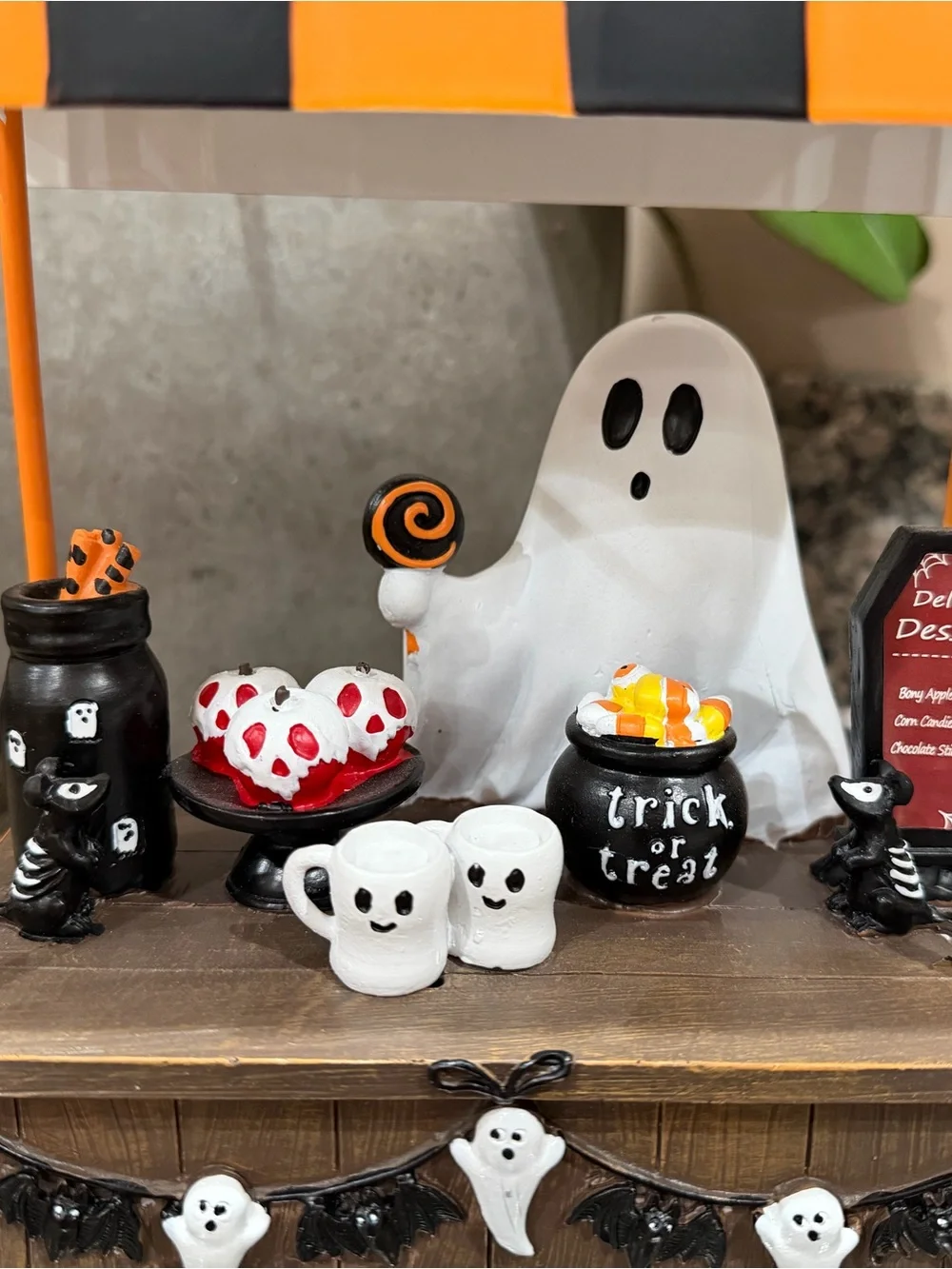 N/A festive halloween